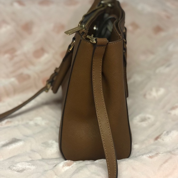 Michael Kors purse - Picture 7 of 8